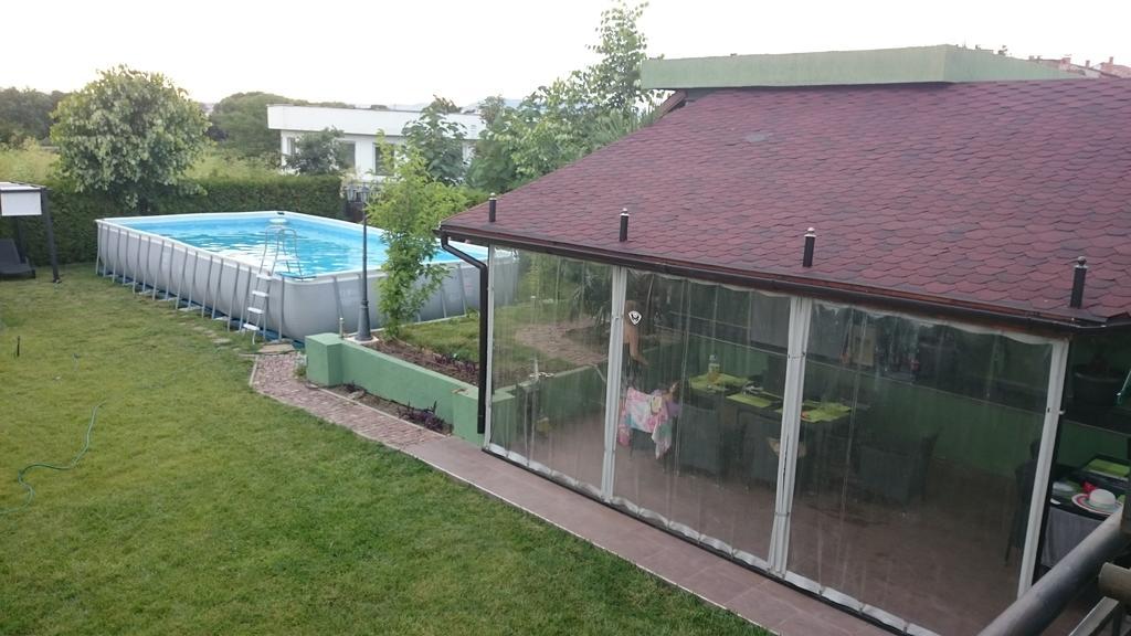 Aheloy Apartments Экстерьер фото